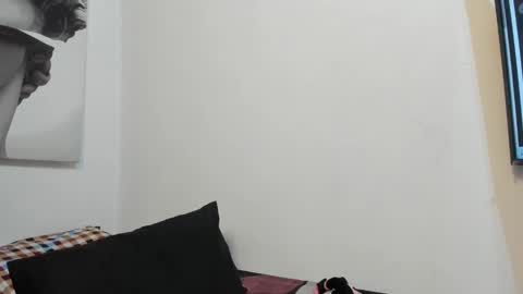 Snapshot of nicolasmuscle chatting on 12.12.24 Andres online show from 12.12.24