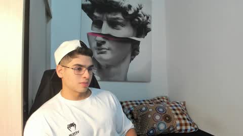 Snapshot of nicolasmuscle chatting on 12.29.24 Andres online show from 12.29.24