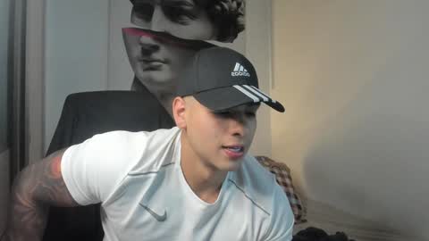 Snapshot of nicolasmuscle chatting on 01.30.25 Andres online show from 01.30.25