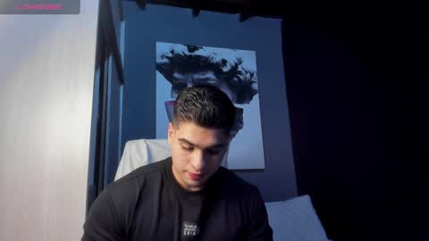 Snapshot of nicolasmuscle chatting on 07.05.26 Andres online show from 07.05.26