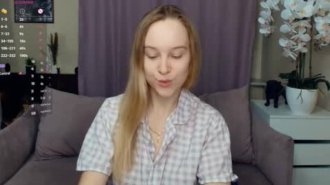 Nicoletta online show from 02.16.26