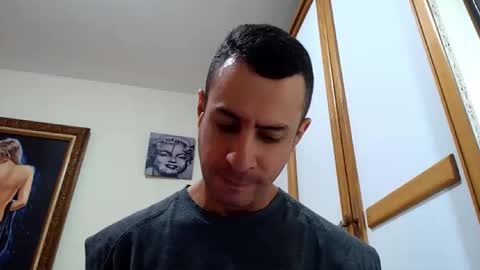 Snapshot of nicolay_74 chatting on 02.14.25 Nicolay online show from 02.14.25