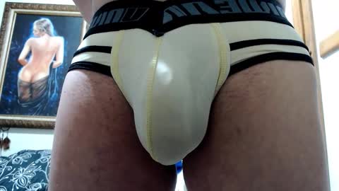 Snapshot of nicolay_74 chatting on 09.29.25 Nicolay online show from 09.29.25