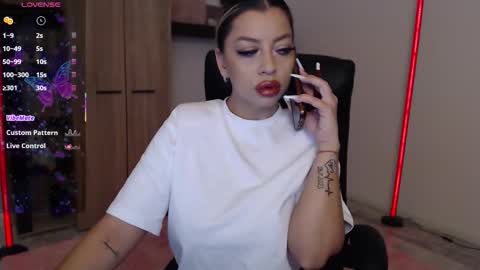 Nico online show from 11.26.25