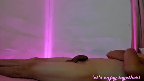 Nicole Randall online show from 01.04.25