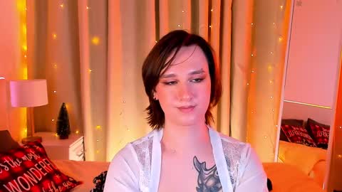 Nicole online show from 12.17.24