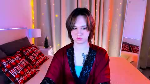 Nicole online show from 12.17.24