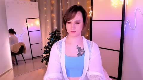 Nicole online show from 12.19.24