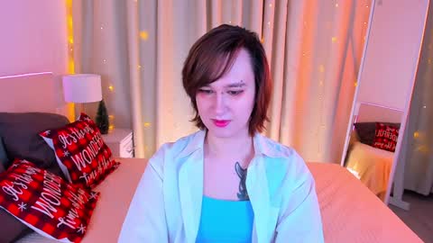 Nicole online show from 12.24.24