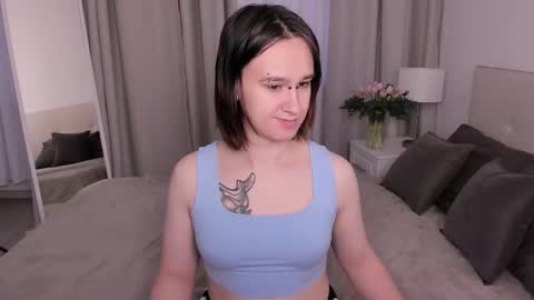 Nicole online show from 09.12.25