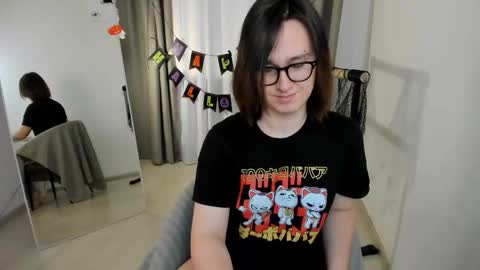 Nicole online show from 10.22.25