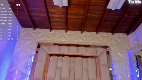 Nicole  online show from 11.09.25