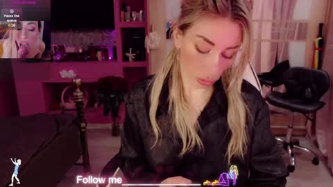 Nicole online show from 04.19.26