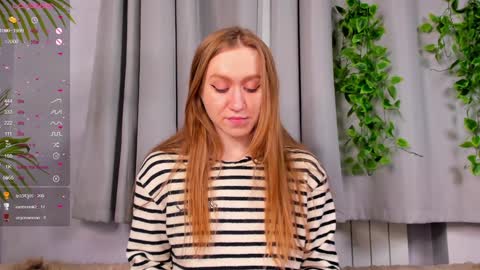 Snapshot of nicole_grifin chatting on 12.01.24 Nicole Grifin online show from 12.01.24