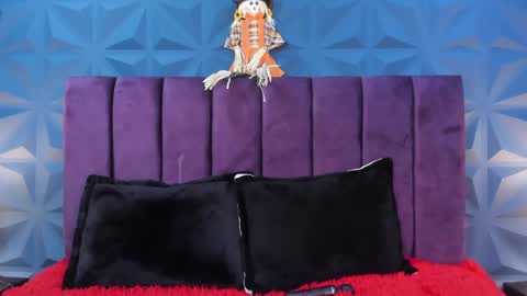 Snapshot of nicole_jonss chatting on 10.16.25 Nicole online show from 10.16.25