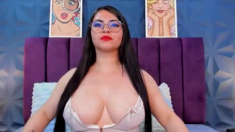 Snapshot of nicole_jonss chatting on 02.12.26 Nicole online show from 02.12.26