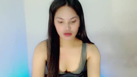 Snapshot of nicole_kiss01 chatting on 12.14.24 nicole_kiss01 online show from 12.14.24