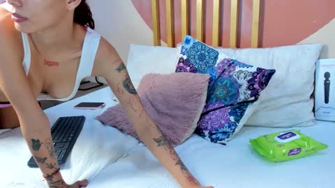 N i c o l e  online show from 03.30.26