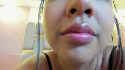 Snapshot of nicolee_fisherr chatting on 04.16.26 nicolee_fisherr online show from 04.16.26