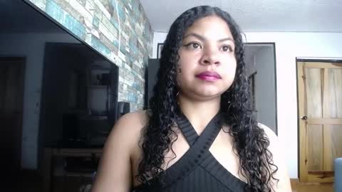 Snapshot of nicoleebon chatting on 09.15.25 Nicole online show from 09.15.25