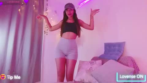 Nicolle online show from 02.04.26