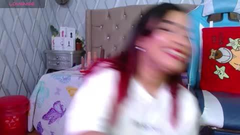 Nicolle Miley online show from 02.28.25