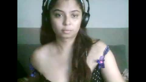 Snapshot of nicollgreen chatting on 09.25.25 NicollGreen online show from 09.25.25