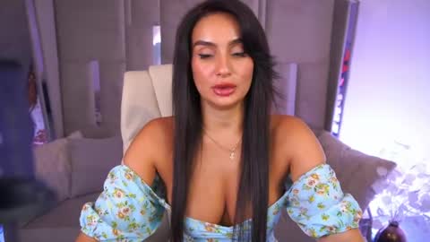 Nicole online show from 07.17.26