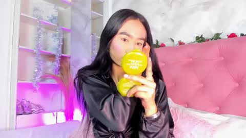 Snapshot of nicolqueen_ chatting on 02.19.26 NICOL online show from 02.19.26