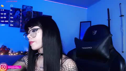 Snapshot of nicorobinn chatting on 12.14.24 Lizzie online show from 12.14.24