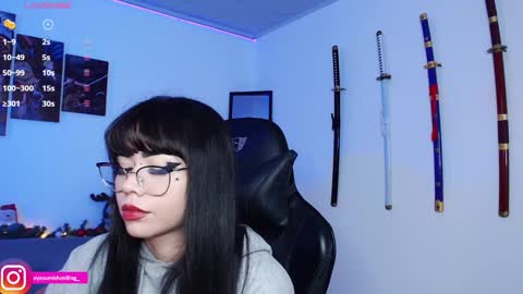 Snapshot of nicorobinn chatting on 12.17.24 Lizzie online show from 12.17.24