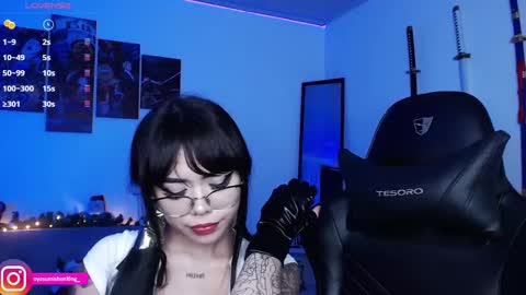 Snapshot of nicorobinn chatting on 12.22.24 Lizzie online show from 12.22.24