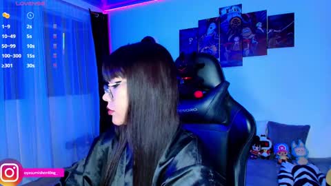 Snapshot of nicorobinn chatting on 10.02.25 Lizzie online show from 10.02.25