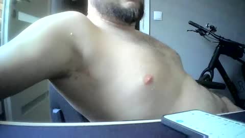 Snapshot of niewidoczny26 chatting on 03.21.26 Niewidoczny online show from 03.21.26