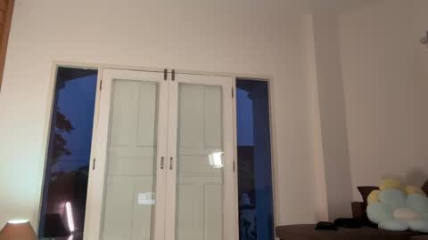 Aurora online show from 04.20.26