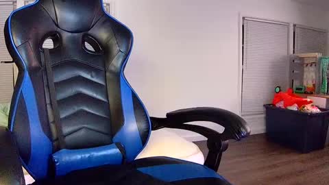 nightlifecouple online show from 09.25.25