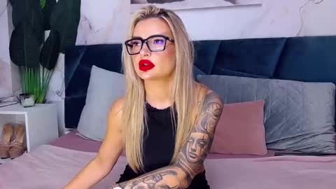 Iris online show from 09.22.25