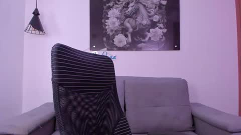 Niick online show from 02.15.25