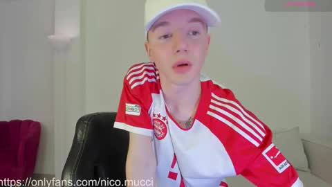 Nicolas Mucci online show from 12.04.24