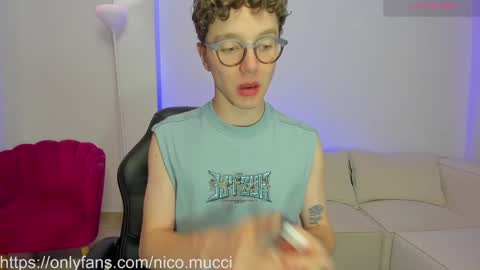 Nicolas Mucci online show from 02.04.25