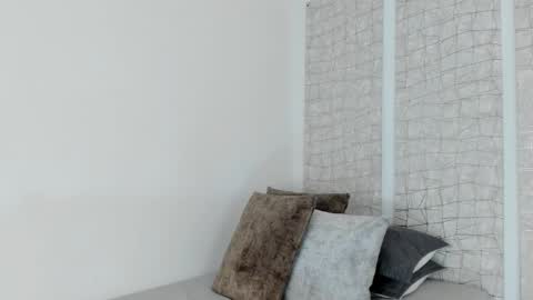 Niicole online show from 09.19.25