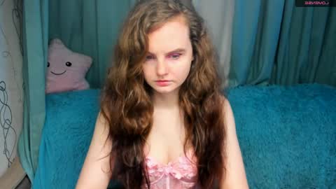 Snapshot of niiik_miiiki chatting on 04.30.26 niiik_miiiki online show from 04.30.26