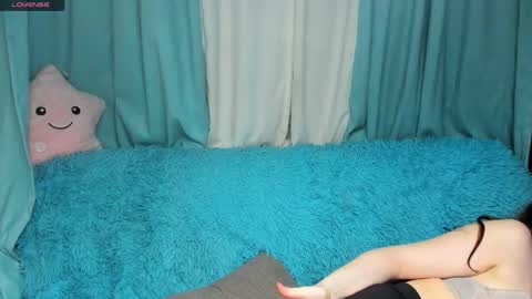Snapshot of niiik_miiiki chatting on 05.26.26 niiik_miiiki online show from 05.26.26