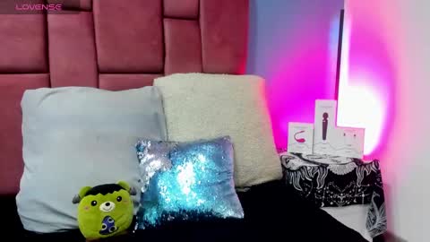 NINAINK online show from 02.20.25