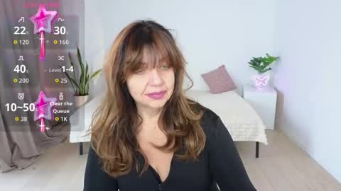 Nika light online show from 12.17.25