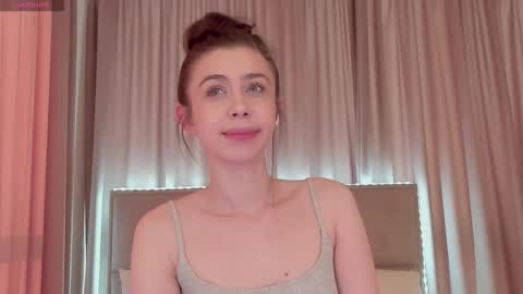 Nika online show from 04.21.26