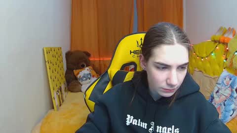 nikastarkk online show from 03.01.25