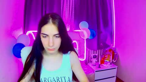 nikastarkk online show from 10.03.25