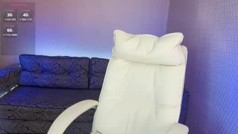 NikaStill  online show from 09.18.25