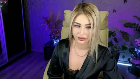 Snapshot of nikastill_ chatting on 04.19.26 NikaStill online show from 04.19.26